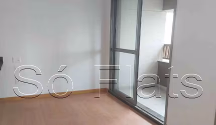 Apartamento com 32m² próximo ao metrô, 1 dormitório sem vaga de garagem.