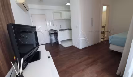 Flat com 1 dormitório 35m² mobiliado com internet, aceita pet e ao lado da PUC-SP.