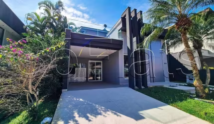 Casa alto padrão em Riviera de São Lourenço disponível para venda com 454m², 4 dormitórios e 4 vagas