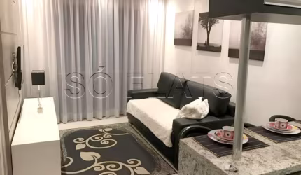 Choice Panamby, flat disponível para locação contendo 33m², 1 dormitório e 1 vaga de garagem.