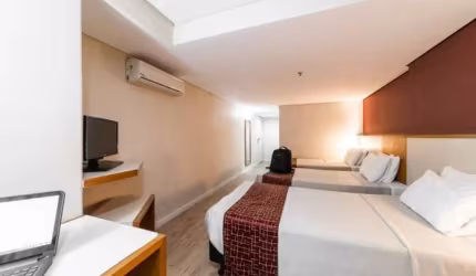 FLAT NO POOL EM CURITIBA PARA INVESTIMENTO