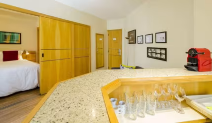 Hampton Park, flat com 31m² mobiliado com serviços de arrumação e vaga de garagem no Jardim Paulista