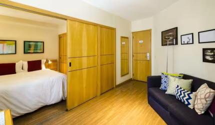 Flat com  fácil acesso a Av. Paulista, 9 de Julho, prox ao Shop Pamplona. Consulte-nos,