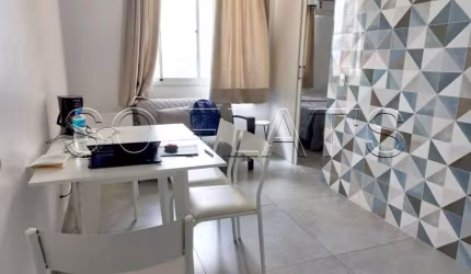 Lindo apto com 2 dorms para locação totalmente equipado muito próx da Faculdade FMU e Av Sto Amaro.