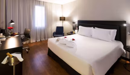 Flat na Vila Olímpia com 26m² e 01 vaga de garagem