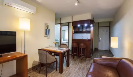 Flat no La Residence Itaim para morar ou investir