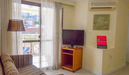 Flat com 2 dorms e serviços na Vila Olímpia, próximo ao Shopping Vila Olímpia. Consulte-nos.