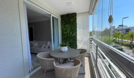 Apartamento para venda tem 94 metros quadrados com 3 quartos