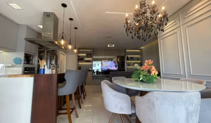 Amplo apartamento com 3 suítes decorado no coração do Kobrasol