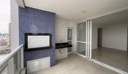 Apartamento de Alto Padrão com Vista para o Mar em Campinas, São José