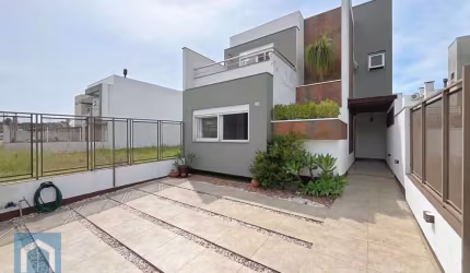 Casa com 3 quartos à venda na Rua Jean Vardaramatos, 135, Hípica, Porto Alegre por R$ 680.000