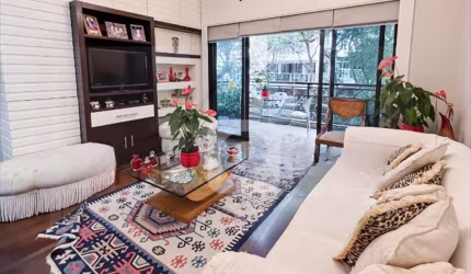 APARTAMENTO - 3 QUARTOS COM SUÍTE, VARANDA E 2 VAGAS