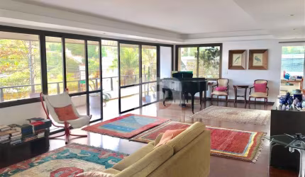 Apartamento 5 quartos, sendo 3 suítes