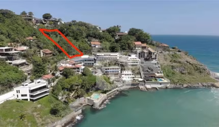 Terreno à Venda na R. Presciliano da Silva, Barra da Tijuca
