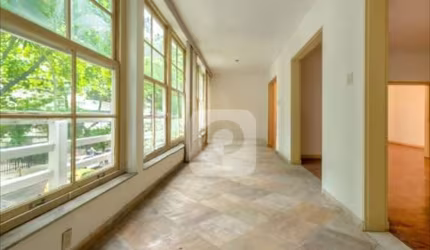 Apartamento à Venda na Rua Guilhermina Guinle - Leblon