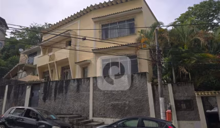 Casa Completa: Investimento em Santa Rosa sem condomínio