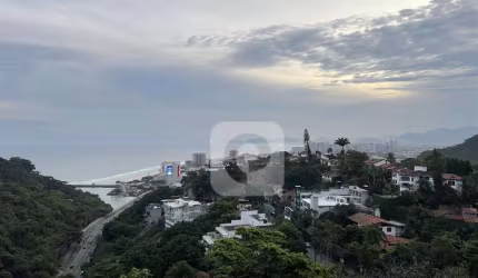 Mansão no Joá com 4 pavimentos com elevador, VISTÃO MAR!