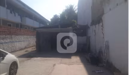 Centro da Taquara Jacarepaguá Terreno Plano medindo 657 m² á  venda.