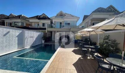 Linda Casa 4 Quartos  no Recreio dos bandeirantes Gleba A - OPORTUNIDADE
