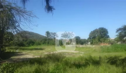 Jacarepaguá Rio Centro Terreno Plano 8.232 m 2  para Incorporação e Construção .