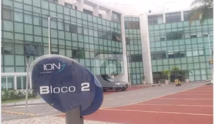 3 Lojas com Mezanino Mobiliadas 190m² Condomínio ION Intelligent Center 3 vagas a Venda