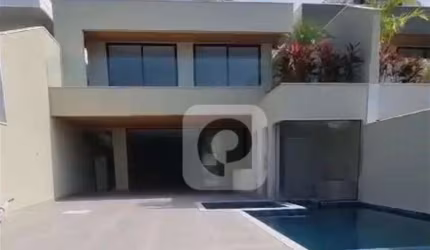 Excelente casa 4 suites no Blue House - Barra da Tijuca