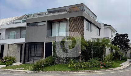 Casa 4 suites à venda  Vargem Pequena  condomínio Dream Garden