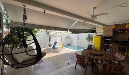 Casa 4 Quartos em condomínio e PLACAS DE ENERGIA SOLAR - Recreio dos Bandeirantes - Gleba A