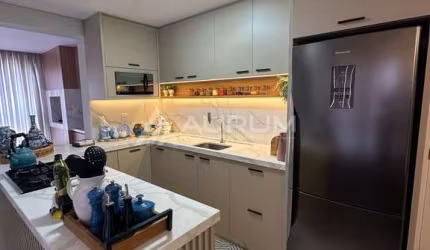 Apartamento MOBILIADO com 03 Dormitórios (01 suíte), em Centro, Balneário Piçarras/SC