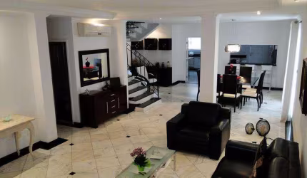 Casa com 4 dormitórios à venda, 250 m² - Ponta da Praia - Santos/SP