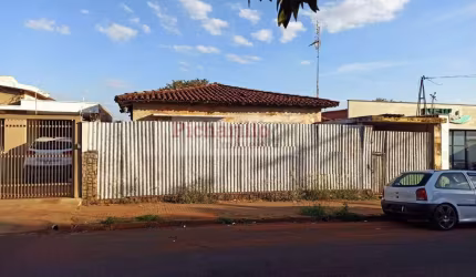 Casa para Venda em São Carlos, Vila Nery, 3 dormitórios, 2 banheiros, 2 vagas