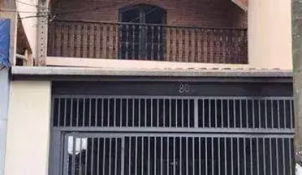 Casa para Venda em Cotia / SP no bairro Jardim Leonor - 240-2409315