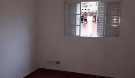 Casa para Venda em Cotia / SP no bairro Jardim Estela Mari - 916-2533059