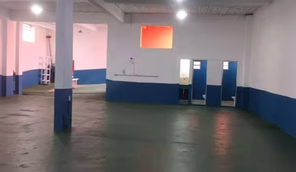 Comercial para Locação em Embu das Artes / SP no bairro Granja Nossa Senhora Aparecida - 2055-3518418