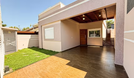 LINDA CASA SEMIMOBILIADA NA VILA INDUSTRIAL EM TOLEDO PR