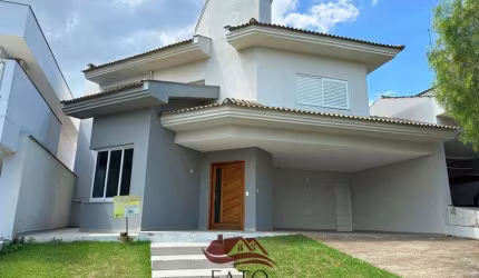 Sobrado nunca habitado no melhor condomínio da região