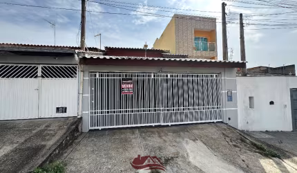Casa em excelente localização