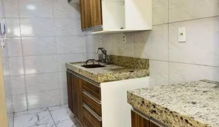 Apartamento com Quintal no Vista do Limoeiro – Totalmente Reformado e Quintal privativo.