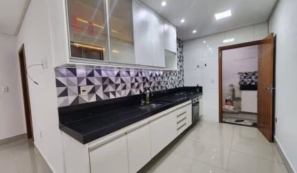 Casa em Nova Rosa da Penha Cariacica, 2 Casas, reformada pronta para morar, rua do Campo
