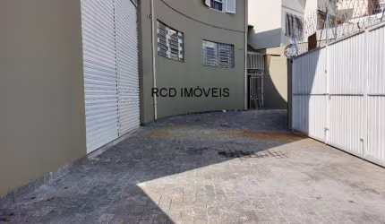 Prédio Comercial no Butantã: 424m² Galpão em vão livre, pé direito 4,70m, edícula e dois apartamentos no piso superior (entradas independentes).