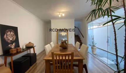 Casa de luxo em condomínio: 3 quartos, 1 suíte, 2 salas, 3 banheiros, 2 vagas no Jardim Rosa Maria - Butantã, São Paulo-SP - 154 m².