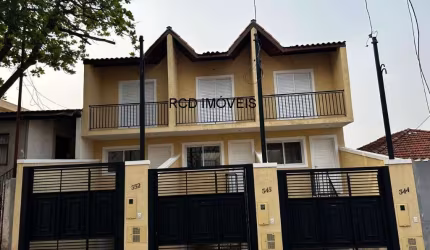 Imperdível oportunidade: Casa à venda em São Paulo-SP, Jardim Centenário, 3 quartos, 1 suíte, 1 sala, 3 banheiros, 6 vagas, 165m².