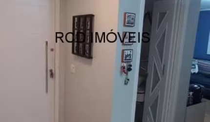 Imperdível: Casa em Condomínio à venda em Cotia-SP, bairro Chácara Canta Galo, 3 quartos, 1 suíte, 1 sala, 250m² de área