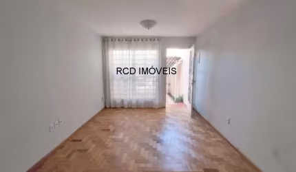 Casa sobrado à venda no Jardim Bonfiglioli: 2 quartos, 2 banheiros, 117 m², 1 vaga garagem. Ótima localização.
