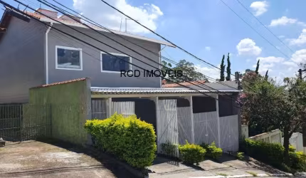 Casa em Condomínio de Luxo em Cotia-SP, Bairro Horizontal Park: 3 Quartos, 3 Suítes, 5 Banheiros, 4 Vagas, 320m².