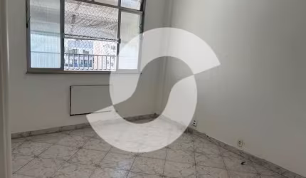 APARTAMENTO DE 2 QUARTOS EM ICARAÍ COM 1VAGA