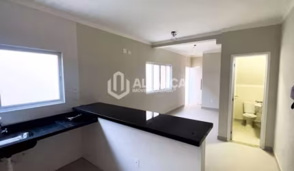 Sobrado com 3 dormitórios à venda, 135 m² por R$ 830.000,00 - Marapé - Santos/SP