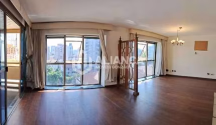 Apartamento à venda com 3 dormitórios, 205 m²