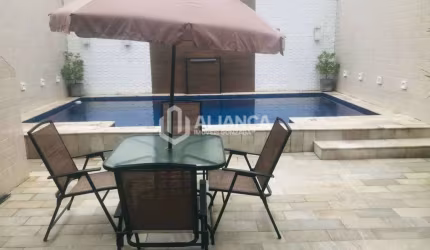 R-Linda casa com piscina,2 vagas de garagem, terraço gourmet, pronta para morar