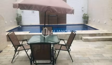R-Linda casa com piscina,2 vagas de garagem, terraço gourmet, pronta para morar
